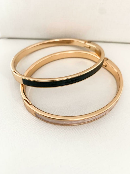Bracelete Fino Resinado